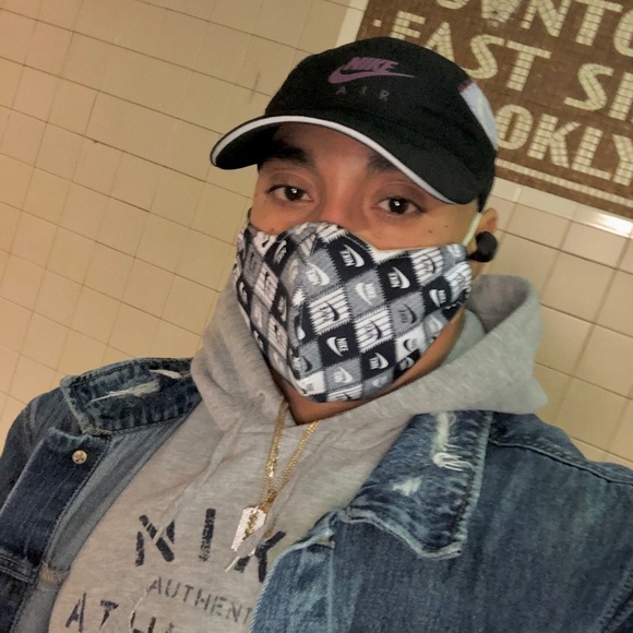 Meet your Posher, Monday - Picture 6 of 12